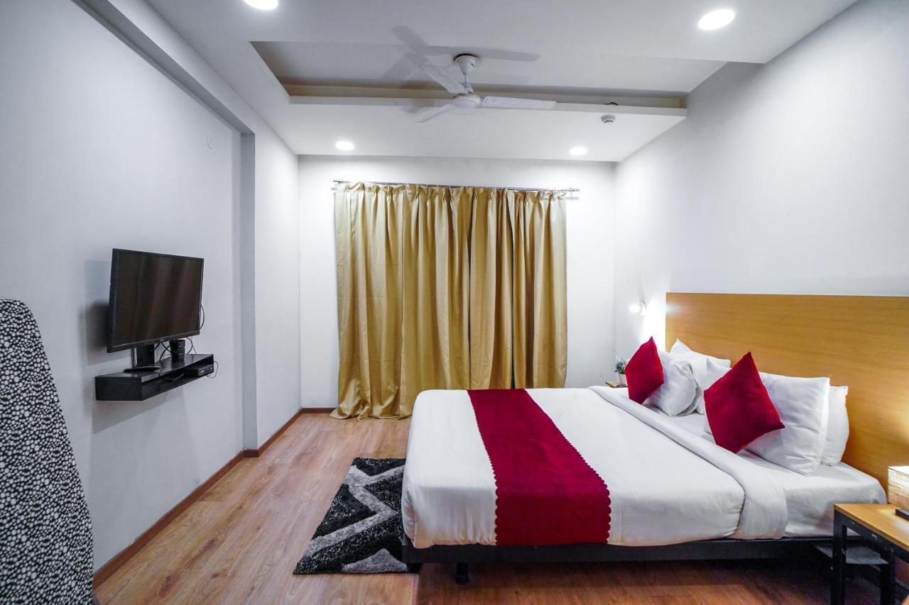 Saltstayz Express - Medicity Near Medanta Hospital Gurgaon Exterior photo